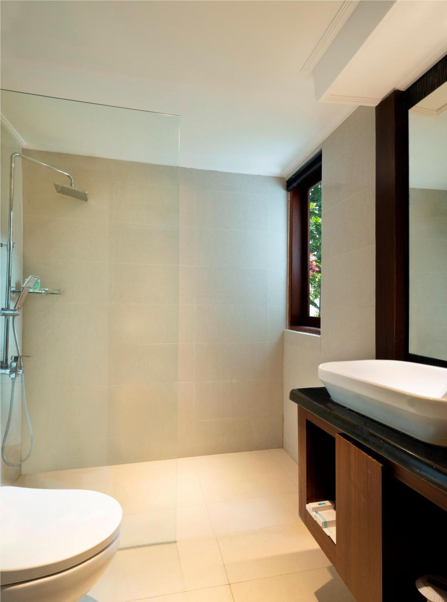 Mangsit Suites By Holiday Resort Lombok Eksteriør bilde